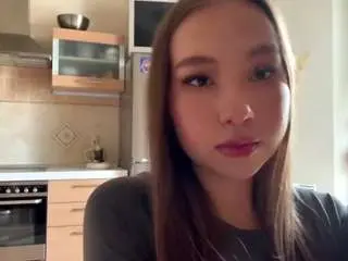 Elsakisamore  live sex cam