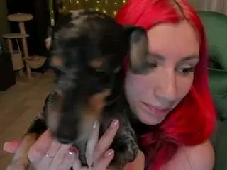 Girlfromanothercity  live sex cam