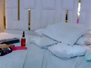Kaissy-bunny  live sex cam