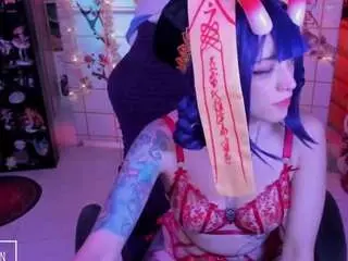 Saramoon97  live sex cam