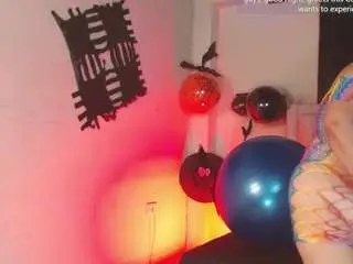 Zafiro-56  live sex cam