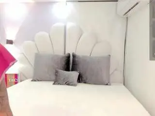 Antonellamoon7  live sex cam