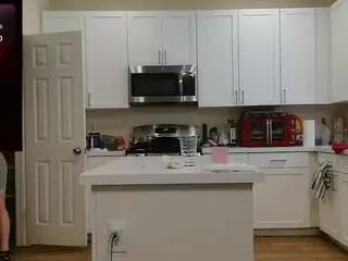 Blondiewithanass  live sex cam