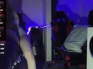Blondiewithanass  live sex cam