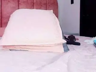 Kenda-ll  live sex cam