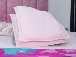 Kenda-ll  live sex cam