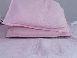 Kenda-ll  live sex cam