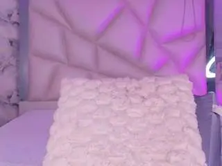 Kenda-ll  live sex cam