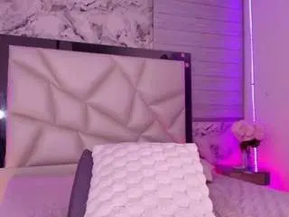 Kenda-ll  live sex cam