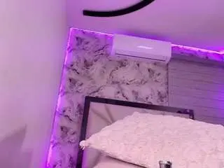 Kenda-ll  live sex cam