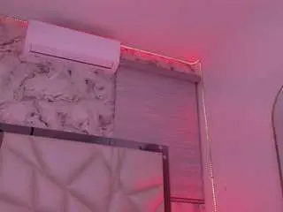 Kenda-ll  live sex cam