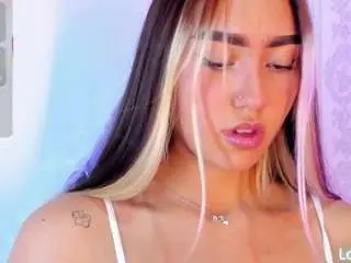 Liaa-18  live sex cam