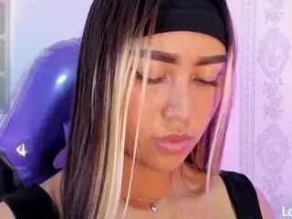 Liaa-18  live sex cam