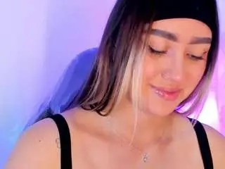 Liaa-18  live sex cam