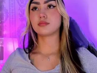 Liaa-18  live sex cam