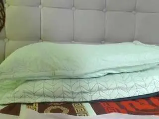 Samanta-pink  live sex cam