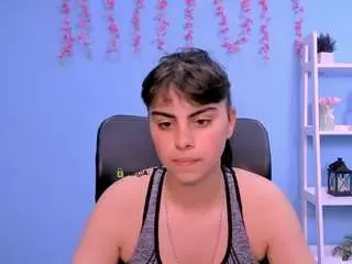 Shadow-kiss  live sex cam