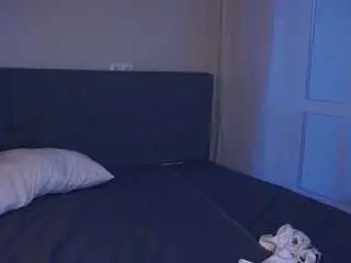 Dollyvanschaick  live sex cam