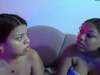 Horny-sexy-brunette  live sex cam