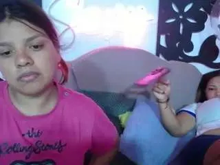 Horny-sexy-brunette  live sex cam