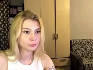 Iraidarabey  live sex cam