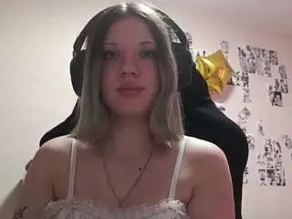 Jeseniacerrato  live sex cam