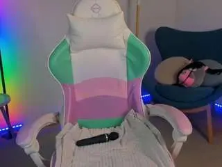 Liil-peach  live sex cam