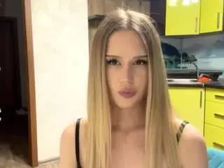 Lioraroux  live sex cam