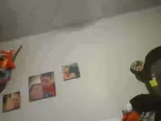 Lonikinz11  live sex cam