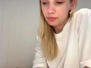 Olympialightford  live sex cam