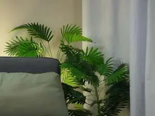 Sunngalen  live sex cam