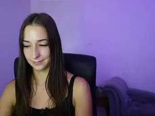 Crystalbrunette18  live sex cam