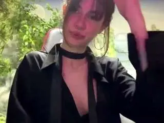 Deeayhens  live sex cam