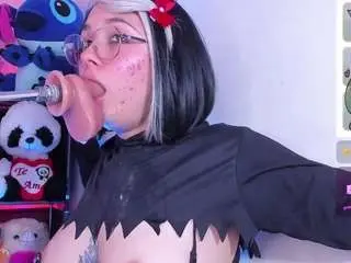 Emma-winslow  live sex cam