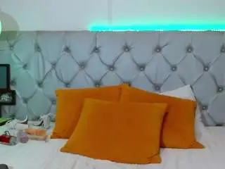 Melody-mansson  live sex cam