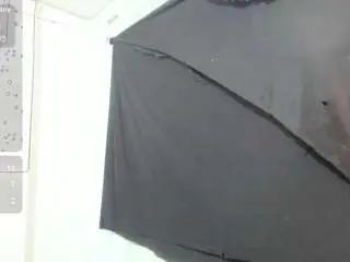 Milfcomesfirst  live sex cam