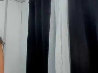 Milfcomesfirst  live sex cam