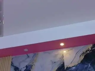 Miss-dinah  live sex cam