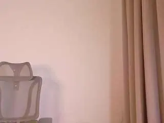 Red-kytty6  live sex cam
