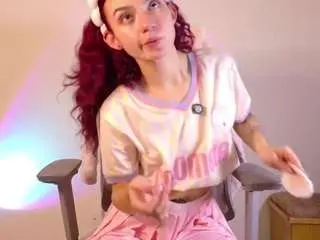 Red-kytty6  live sex cam