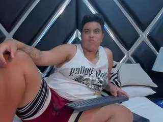 Zeussmithh  live sex cam