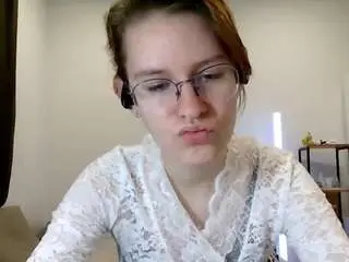 Jonieingrum  live sex cam