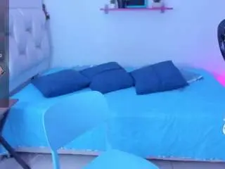 Laaura-velez  live sex cam