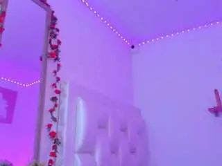 Laaura-velez  live sex cam