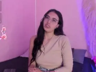 Miiadiaz  live sex cam