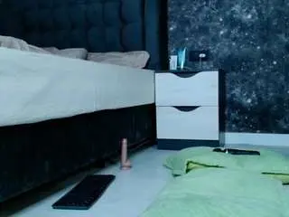 Petitelil  live sex cam