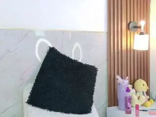 Rossi-purple  live sex cam