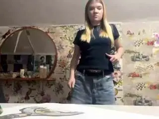 Trudiwarburg  live sex cam
