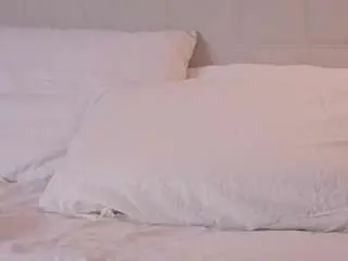 Yourlittlesunrise  live sex cam