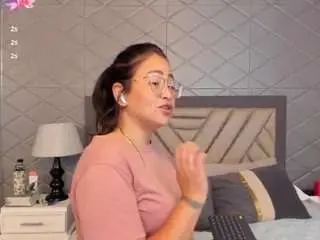 Alissbloom  live sex cam